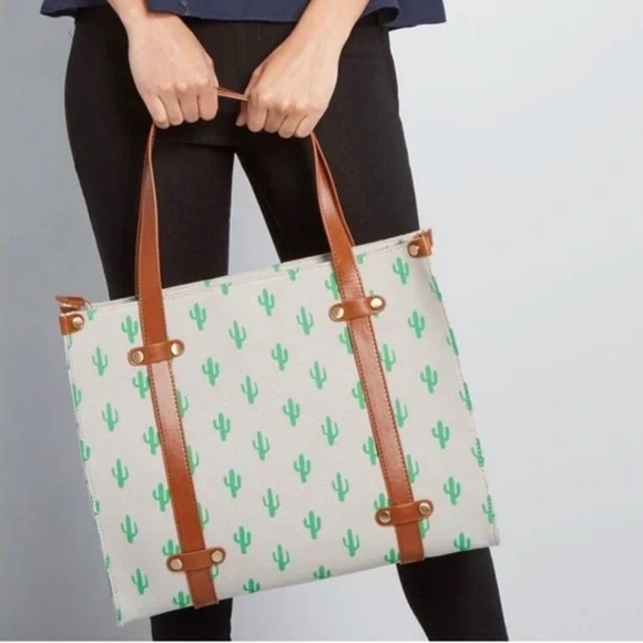 NEW Modcloth Camp Director Tote in Cactus - Carry All Satchel Cross Body Work - Picture 1 of 5